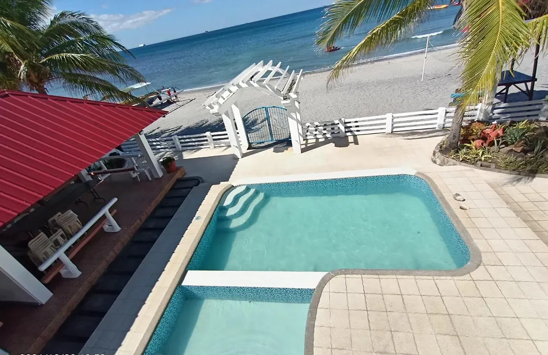 Phi-Phi Beach Resorts & Hotel-1